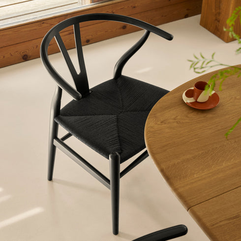 《2025数量限定・生産終了モデル》(2脚在庫あり)(新品正規品)CH24 ユーカリブラック 塗装ブラック仕上げ ブラックペーパーコード CARL HANSEN & SON